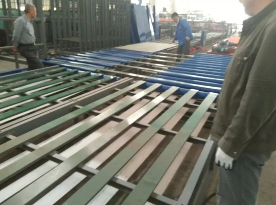 Máquina de fabricação de azulejos de telhado de onda de cor de palha para matéria-prima de malha de fibra de vidro Mgo / Mgcl