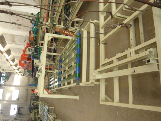 1220 mm Largura do painel Linha de produção de painel de óxido de magnésio Alta capacidade para painel de isolamento acústico 1500 folhas por turno