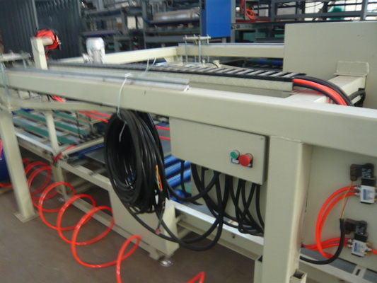 Máquinas de fabricação de portas de aço de textura energética eficiente 1,5 * 18 m