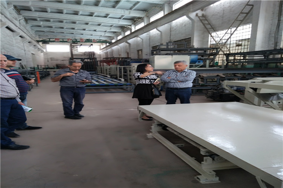 Máquina de moldagem de chapas de telhado onduladas finas transversais com certificado CE