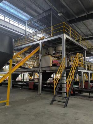 Máquina de formação de painéis de parede equipada com linha de produção de placas de azulejos de isolamento XPS