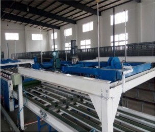 Máquina de moldagem automática de painéis de parede de 1500 folhas para espuma de Eps