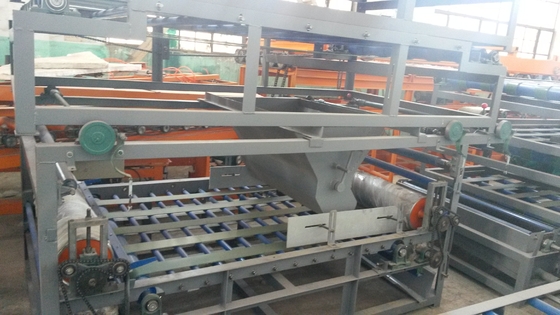 A máquina de pouco peso composta de poupança de energia do painel de parede com corte automático viu