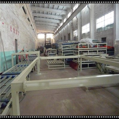 Produção padrão do painel de sanduíche da parede do cimento e do Mgo da maquinaria da placa do Mgo do CE